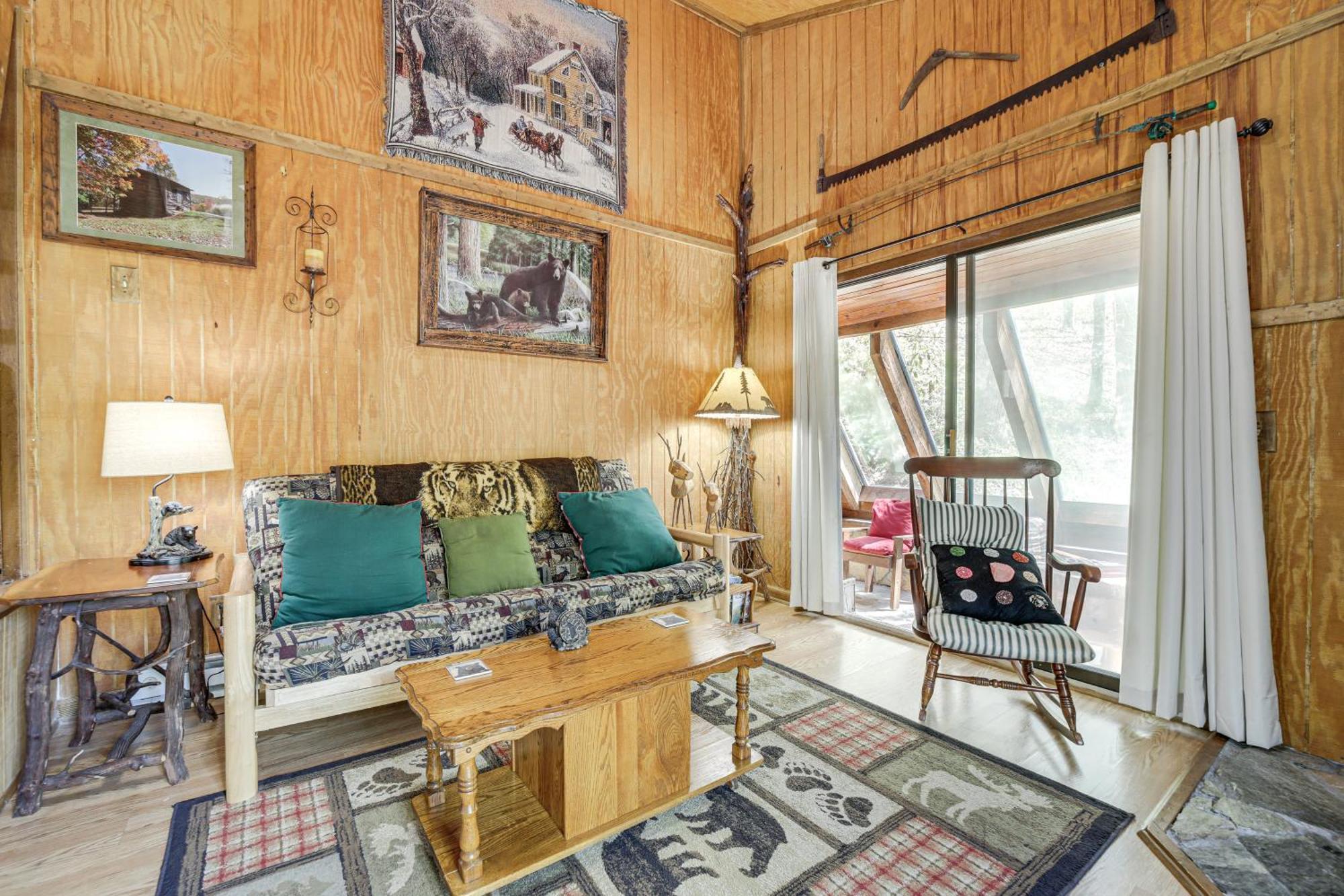 Creekside Whittier Cabin With Fire Pit Near Hiking! Exterior photo